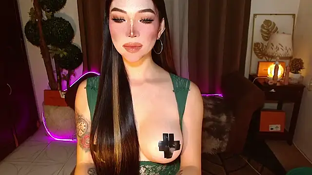 MouthWatering_Ayesha webcam