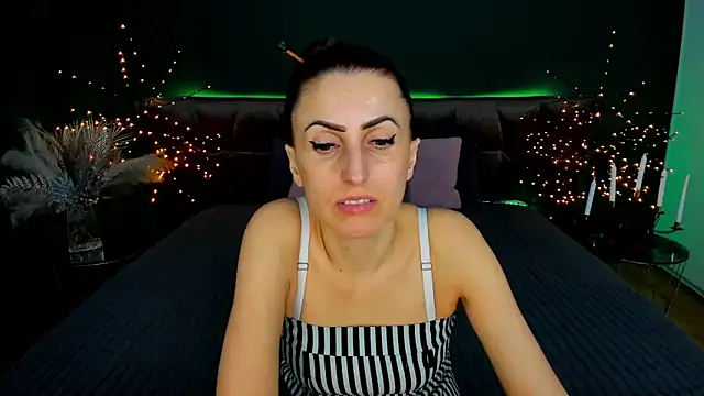 Rebecca_Diamond webcam