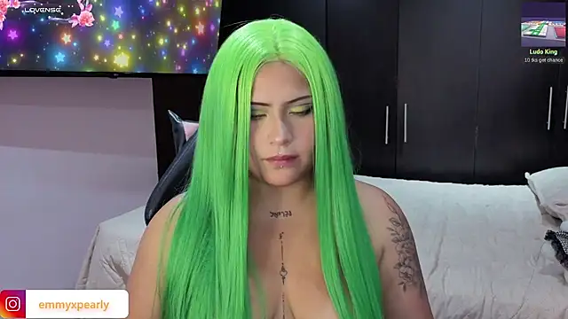 emyxpearly webcam