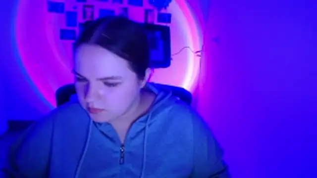 Kitty_Mia_Kitty webcam