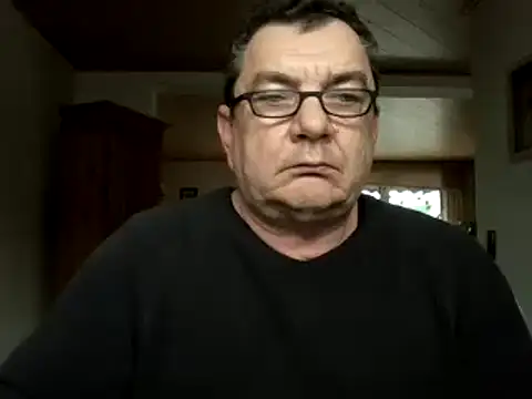 nobbie444 (M mature) - Dildo up the ass