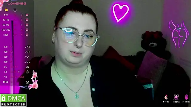 Alicia_love00 webcam