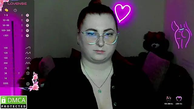 Alicia_love00 webcam