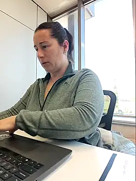 bichota85 - Bichota85's free webcam - UK Sex Cams