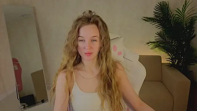 kianawhite webcam