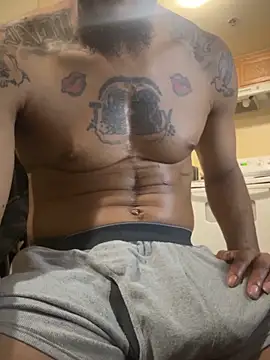 thefreakscomeoutatnight webcam