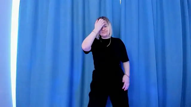 MariamGravert webcam