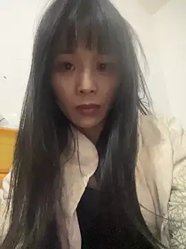 美女petoys在线直播