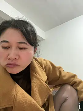 美女daaqnn在线直播