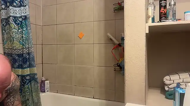 BearChubby300 webcam