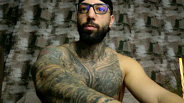 MasculineGuy99 webcam