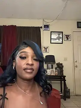 MidnightChanel webcam