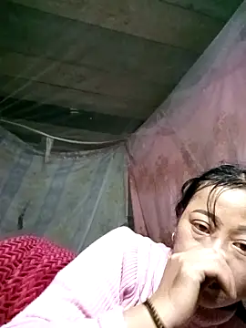 minnakutew20 - Minnakutew20's free webcam - UK Sex Cams