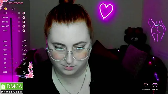 Alicia_love00 webcam