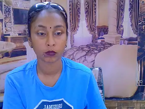 IndianSexyButt webcam