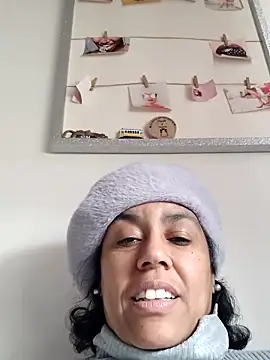 Webcam Model (Molly_newman6)  is live.Free join now!