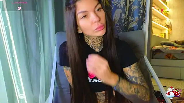 tattooedBabyy webcam