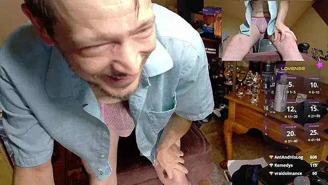 MasterForgedRayy webcam