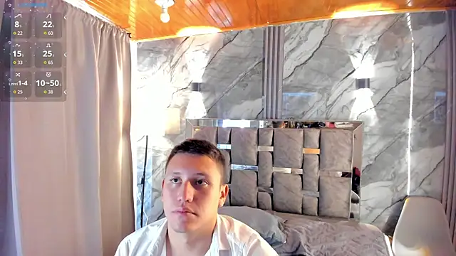 Manson_and_Zoe webcam