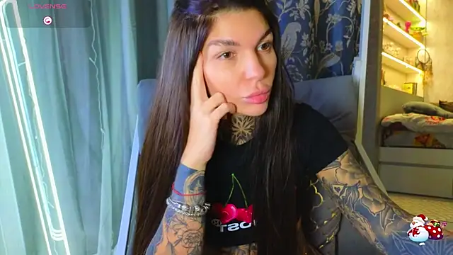 tattooedBabyy webcam
