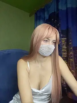 SophieBlackwood webcam