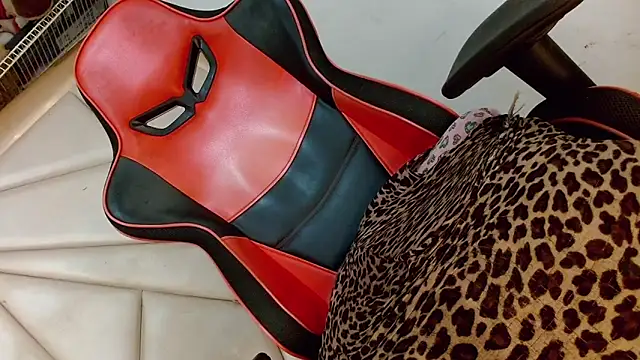 sweet_brunettex_lovingyou webcam