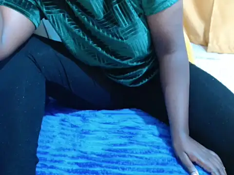 leslysexygirl webcam