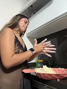 EMILIIA_RICHTER__ webcam