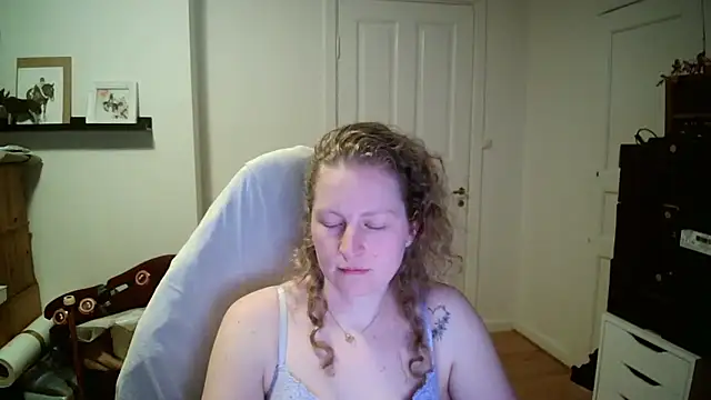 Girlnina-1995 webcam