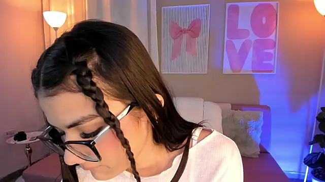 MarianaaDooll webcam