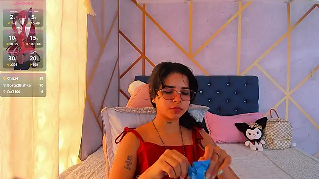 _vaiolet_owo - _vaiolet_owo's free webcam - UK Sex Cams