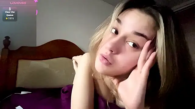 Little_ines webcam