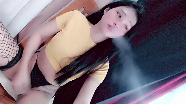 Amomentoflust99 webcam