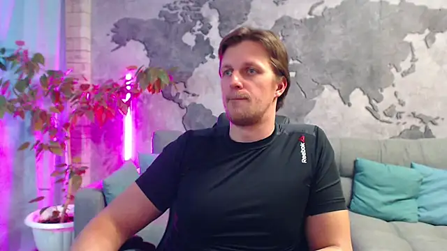 vikingchrisss - VikingChrisss's free webcam