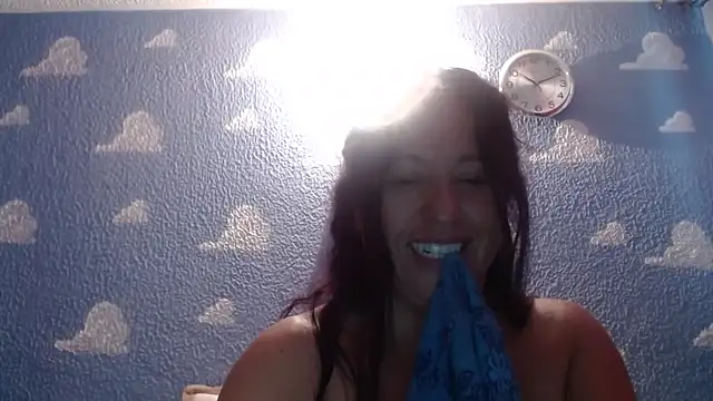 Webcam Model (valeriapinter)  is live.Free join now!