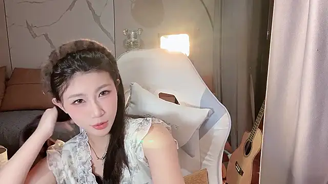 lixinel-520 - Lixinel-520's free webcam - UK Sex Cams