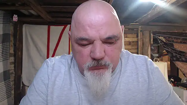 Newfiesausage1972 webcam