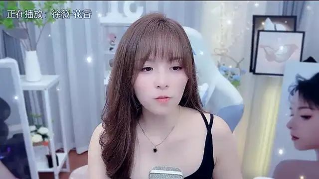 美女LazyCat94624在线直播