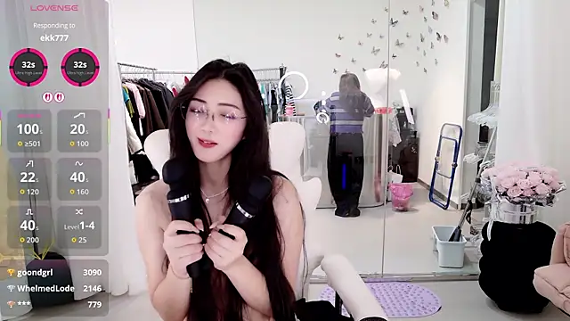 yangyang-777 webcam