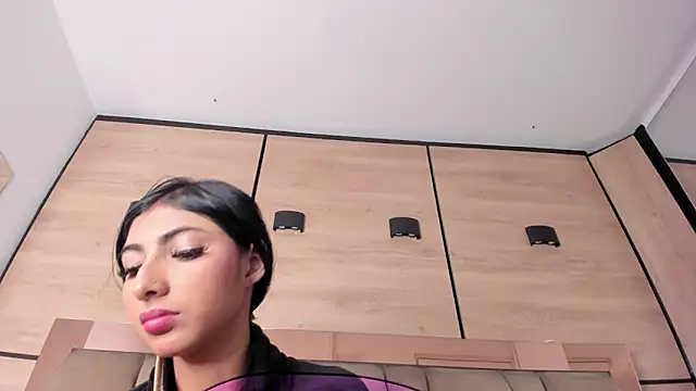 karol_lewiss webcam