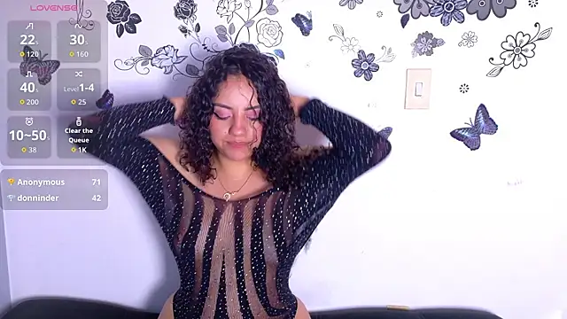 emiily_curly webcam