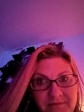 cloudycockteaser - CloudyCockTeaser's free webcam - UK Sex Cams