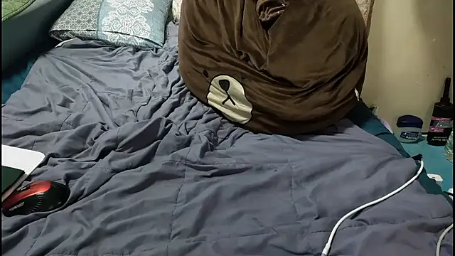 Christopher1024 webcam