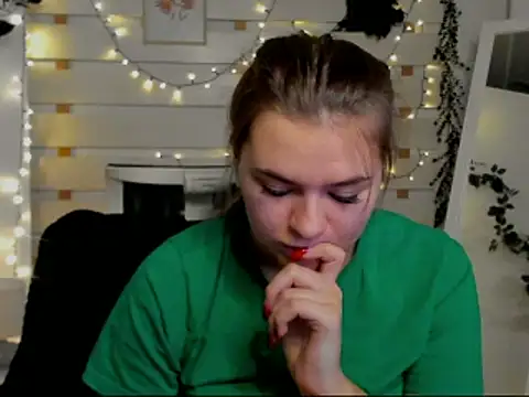 Josephine_Kiss webcam