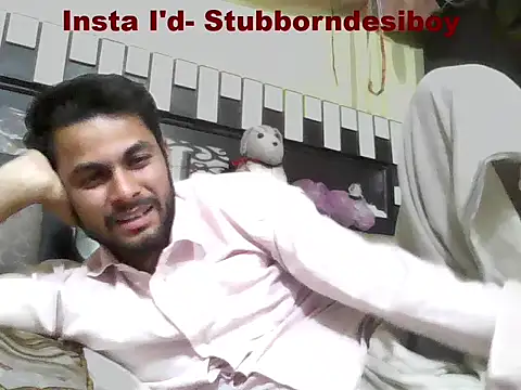 Stubborndesiboy webcam