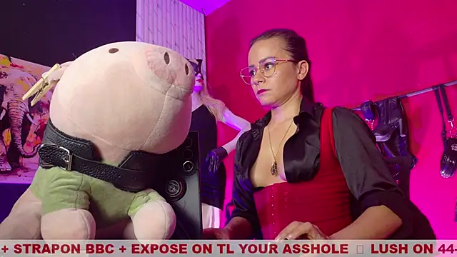 MistressSlut1 webcam