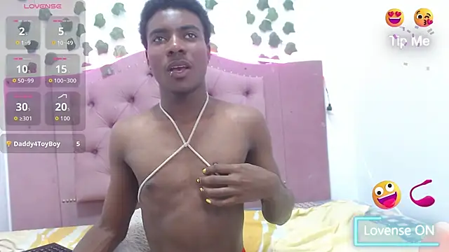 NoahJhonson69 webcam