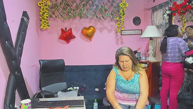 lesbiancuple webcam