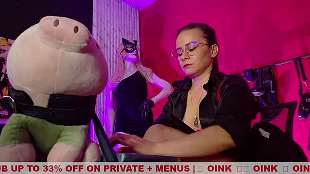 MistressSlut1 webcam