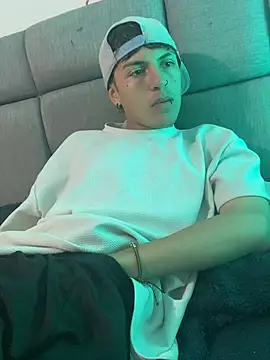 NaytonFreeman webcam